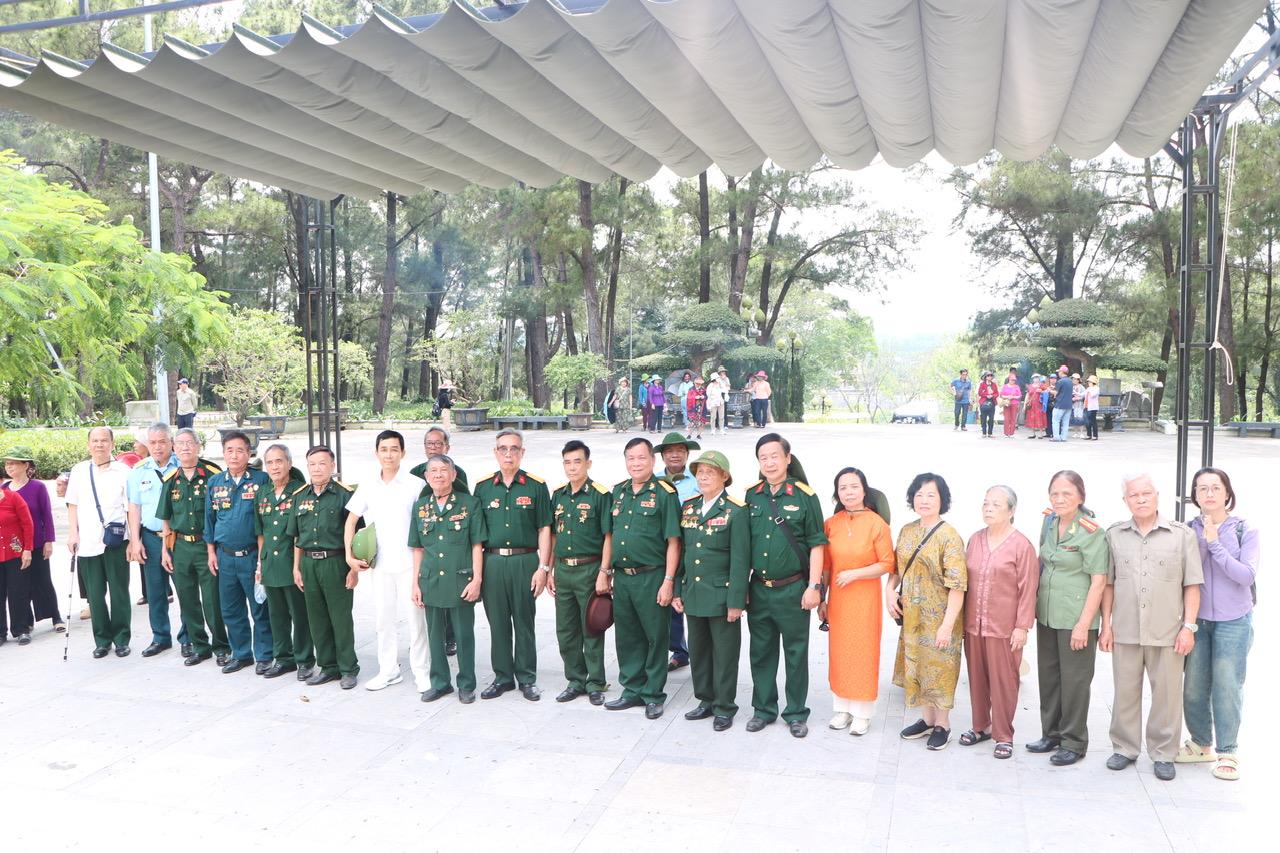 Khát vọng hoà bình, thống nhất đất nước qua tâm sự của các chiến sỹ Thành cổ Quảng Trị - ảnh 2 Khát vọng hoà bình, thống nhất đất nước qua tâm sự của các chiến sỹ Thành cổ Quảng Trị - ảnh 2