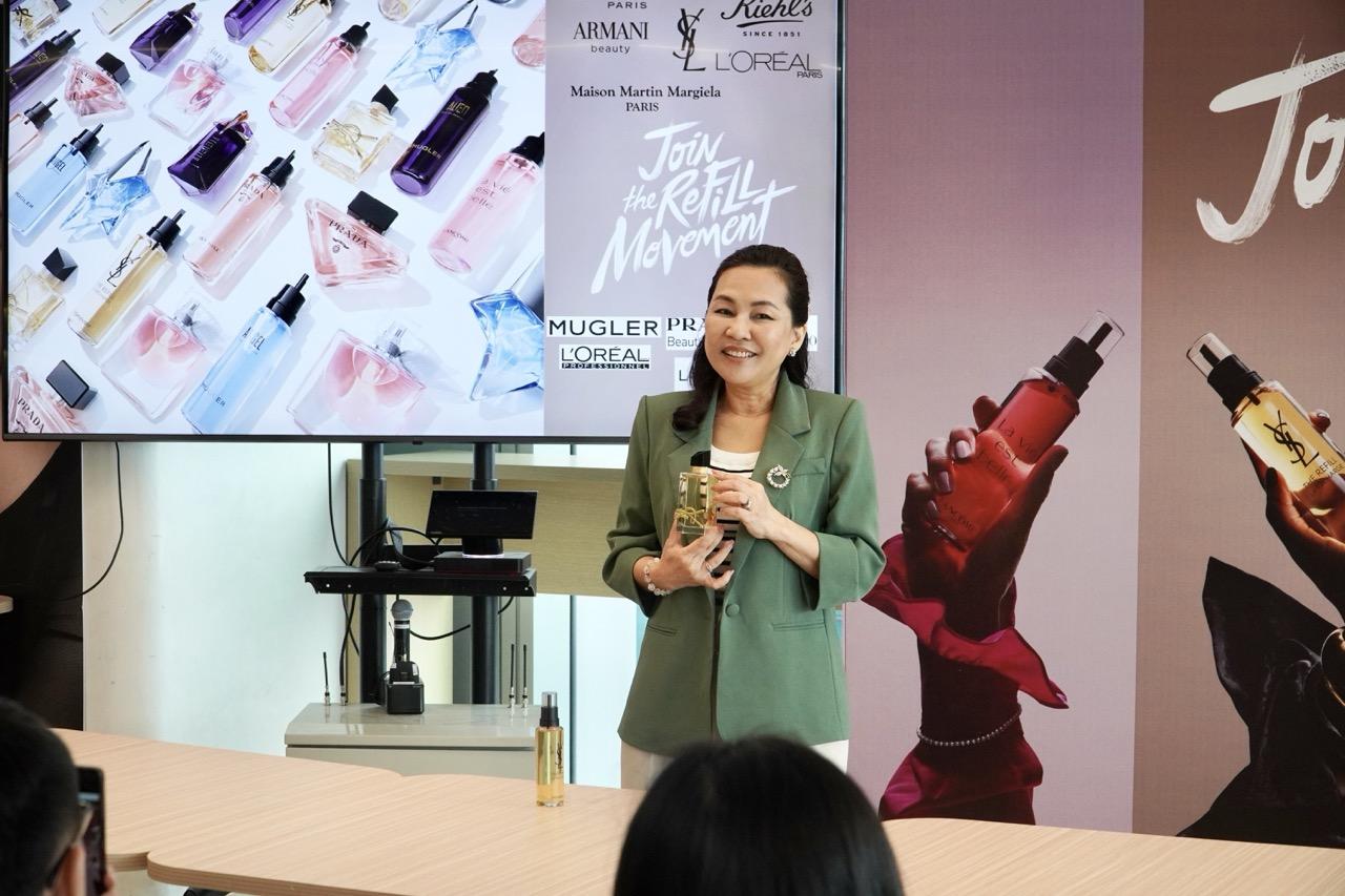 L’Oreal đã tung ra chiến dịch “Tái nạp đầy, Cùng nhau” L’Oreal đã tung ra chiến dịch “Tái nạp đầy, Cùng nhau”