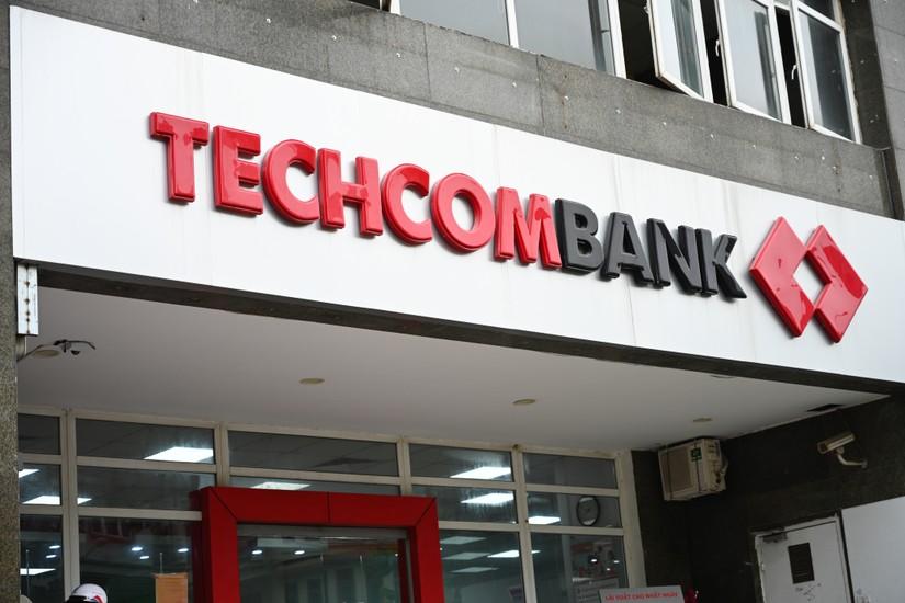 Techcombank huy động gần 10.000 tỷ đồng từ trái phiếu - ảnh 1