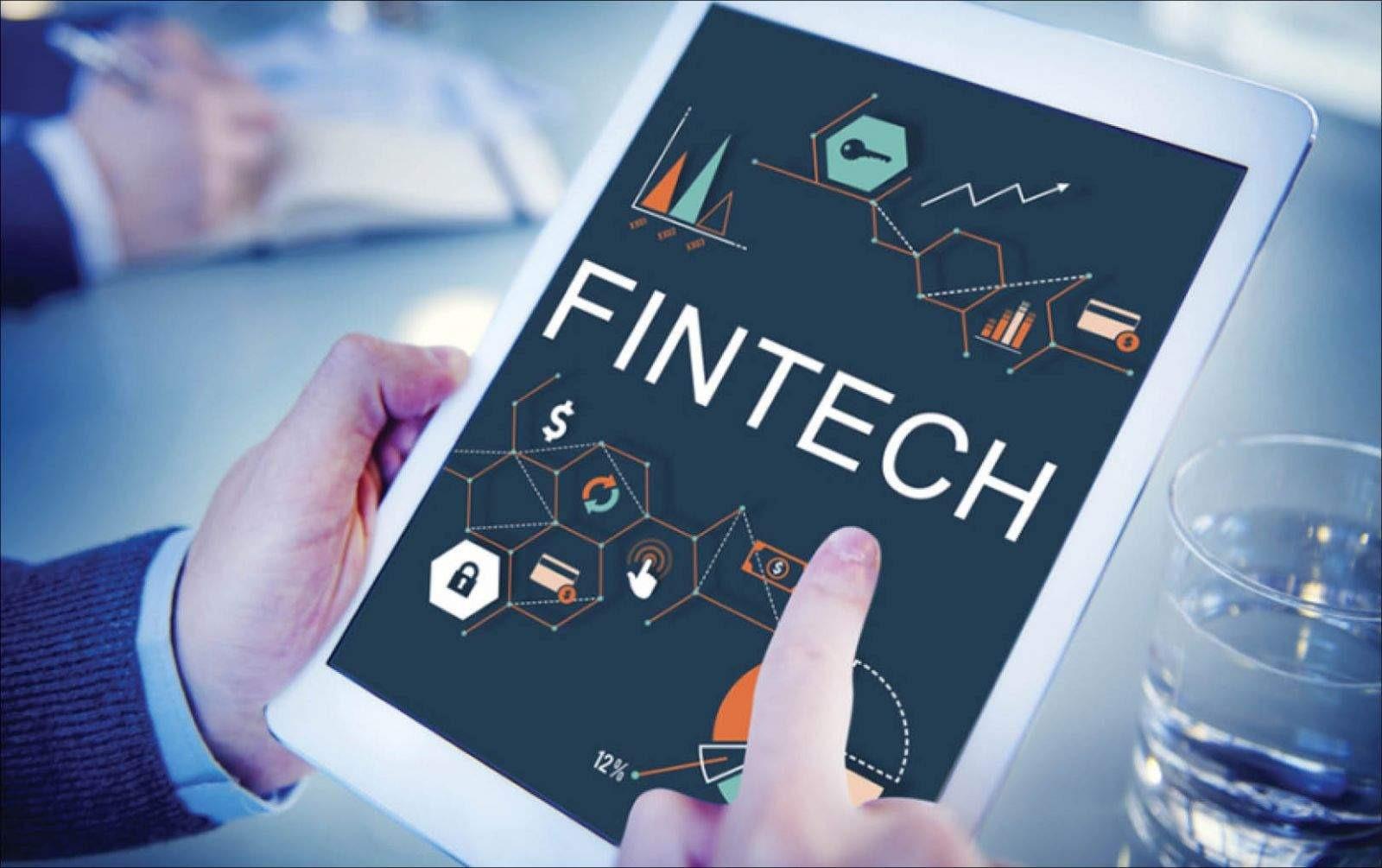 Fintech là một phần của cuộc cách mạng công nghiệp 4.0, và hiện đang là xu hướng trong ngành tài chính. (Ảnh minh họa)