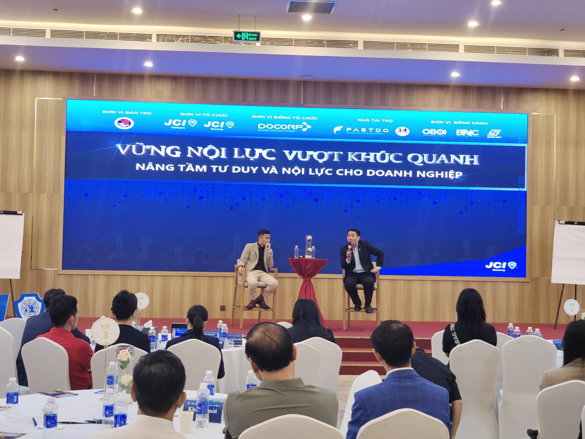 Ngày 19/5, JCI Đà Nẵng đã tổ chức hội thảo buổi Hội thảo “Vững nội lực, vượt khúc quanh - Nâng tầm tư duy và nội lực cho doanh nghiệp”.