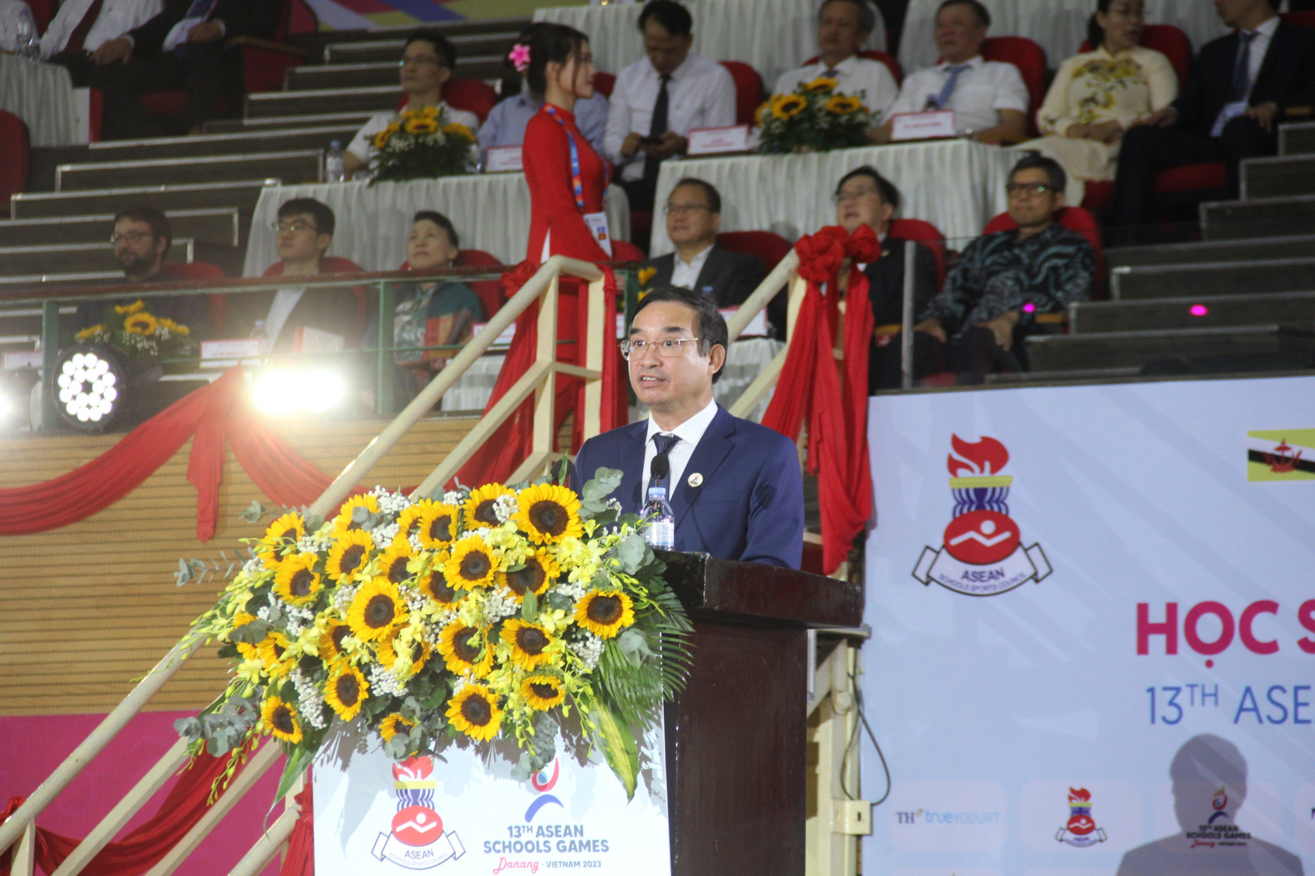 Chủ tịch UBND thành phố Đà Nẵng Lê Trung Chinh cho biết, thành phố Đà Nẵng đã phối hợp chặt chẽ với Ban, Bộ, Ngành Trung ương để triển khai mọi công tác chuẩn bị, sẵn sàng cho cuộc tranh tài của các đoàn vận động viên thể thao học sinh.