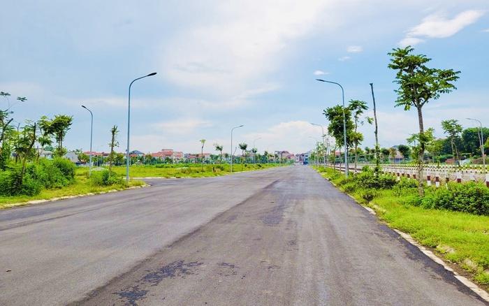 Tại huyện Mê Linh, sắp sửa đấu giá 26 thửa đất tại khu Quán Chợ thôn Bồng Mạc, xã Liên Mạc và 4 thửa đất tại điểm X2, Tổ dân phố số 4, thị trấn Quang Minh. (Ảnh minh họa)