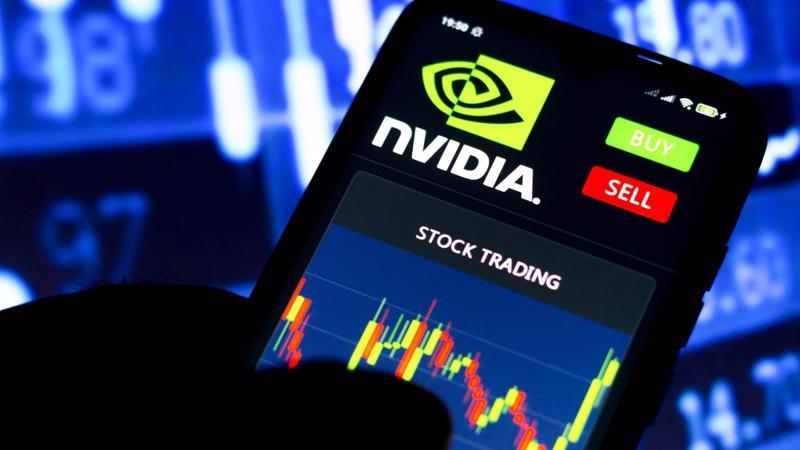 Cổ phiếu của Nvidia tăng hơn 80% sau khi tăng gấp 3 lần vào năm 2023, vượt lên đứng Top 3 công ty có giá trị lớn nhất tại Mỹ.