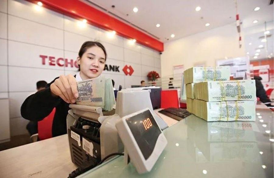 Đây sẽ là lần đầu tiên cổ đông Techcombank nhận được cổ tức bằng tiền mặt