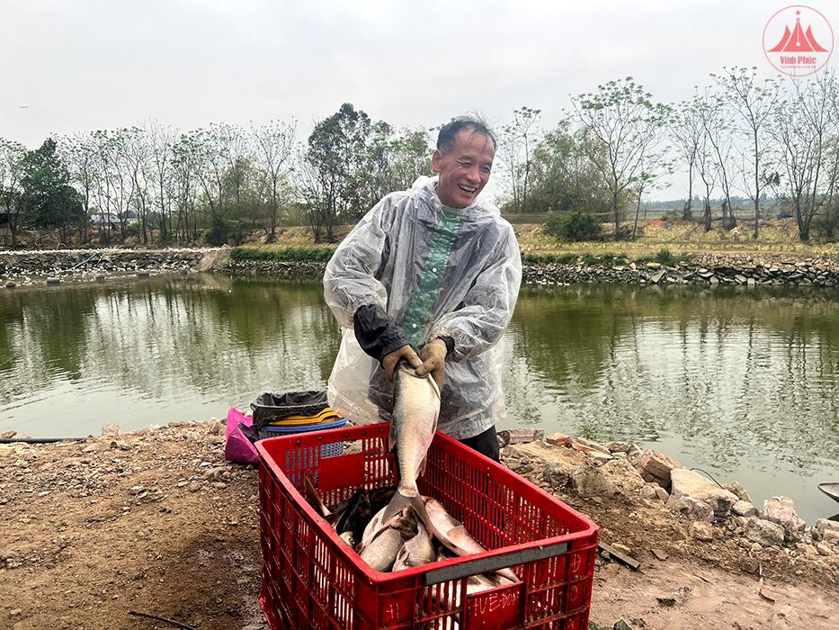 Các mô hình phát triển kinh tế, giúp nhau làm kinh tế nông nghiệp, tiểu thủ công nghiệp ngày càng nhiều, phát triển bền vững. Các mô hình phát triển kinh tế, giúp nhau làm kinh tế nông nghiệp, tiểu thủ công nghiệp ngày càng nhiều, phát triển bền vững.