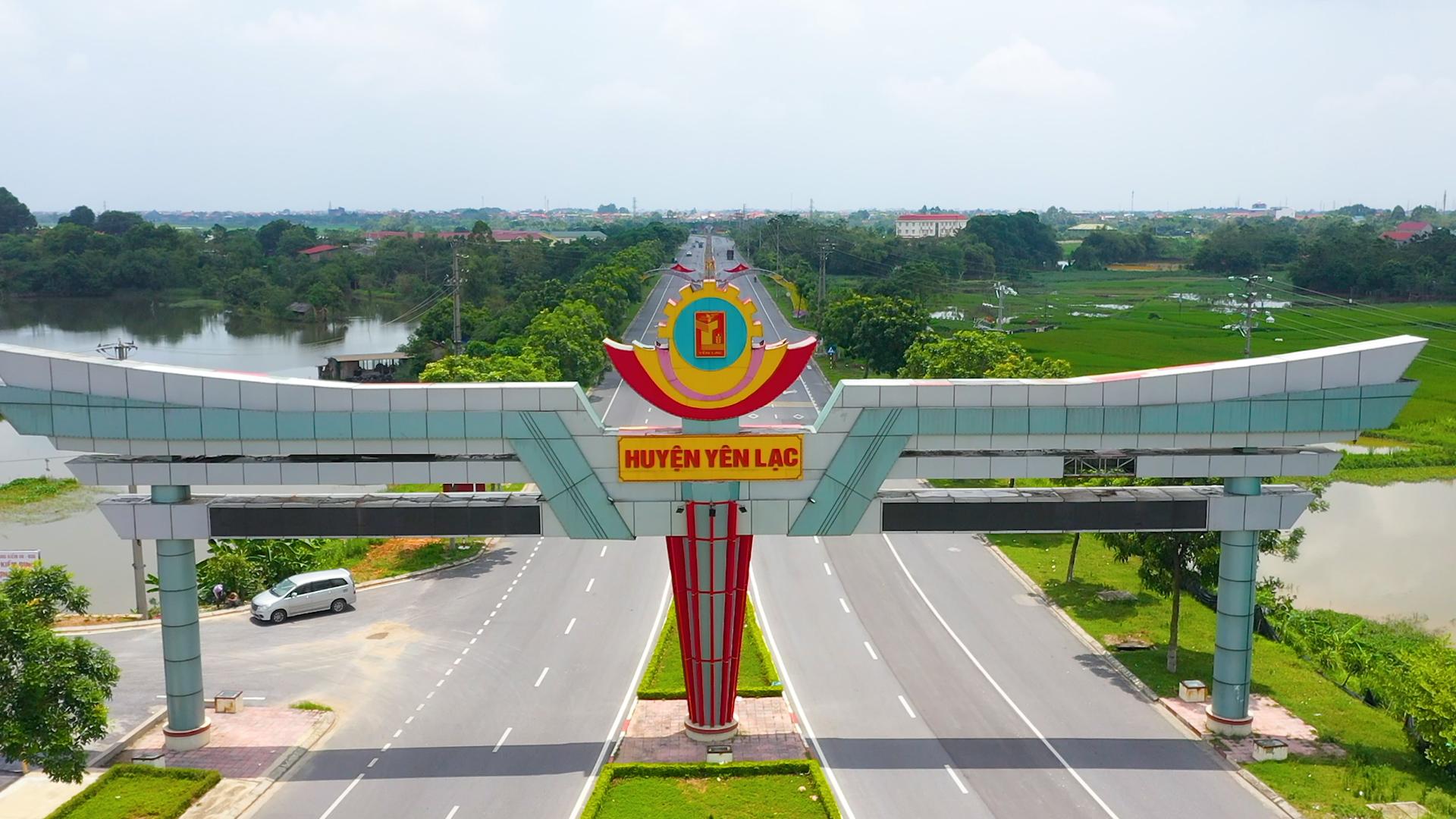 Huyện NTM nâng cao Yên Lạc (Vĩnh Phúc) hạ tầng ngày càng đồng bộ, kết nối vùng, tạo thời cơ thuận lợi vươn mình phát triển kinh tế, xã hội. Huyện NTM nâng cao Yên Lạc (Vĩnh Phúc) hạ tầng ngày càng đồng bộ, kết nối vùng, tạo thời cơ thuận lợi vươn mình phát triển kinh tế, xã hội.