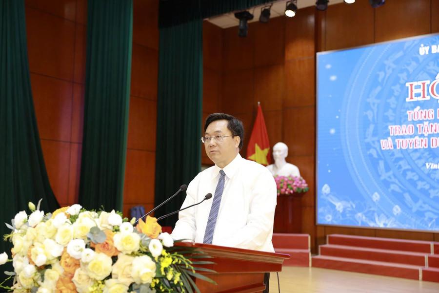 Ông Trần Duy Đông, Chủ tịch UBND tỉnh Vĩnh Phúc phát biểu: Ông Trần Duy Đông, Chủ tịch UBND tỉnh Vĩnh Phúc phát biểu: