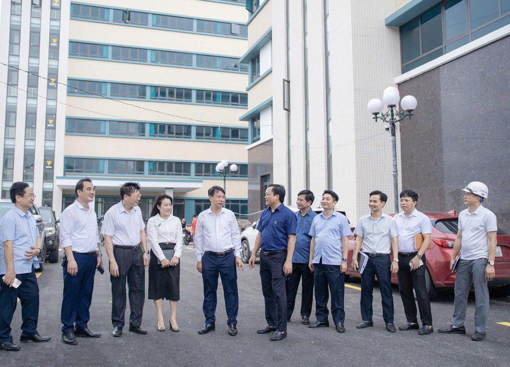 Trung tâm Y tế Yên Lạc được đầu tư hiện đại, khang trang. Trung tâm Y tế Yên Lạc được đầu tư hiện đại, khang trang.