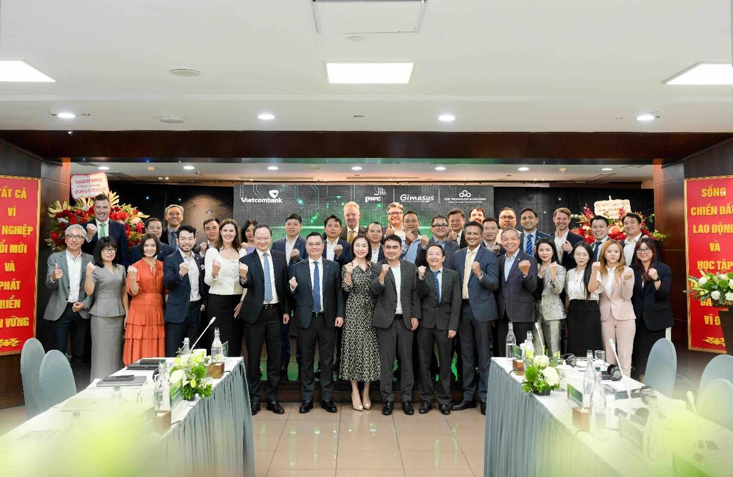 Vietcombank hợp tác cùng Salesforce thúc đẩy đổi mới sáng tạo ứng dụng trí tuệ nhân tạo - ảnh 1 Vietcombank hợp tác cùng Salesforce thúc đẩy đổi mới sáng tạo ứng dụng trí tuệ nhân tạo - ảnh 1