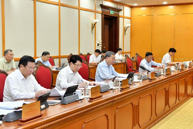 Tổng Bí thư Tô Lâm phát biểu chỉ đạo cuộc họp. (Ảnh ĐĂNG KHOA) Tổng Bí thư Tô Lâm phát biểu chỉ đạo cuộc họp. (Ảnh ĐĂNG KHOA)