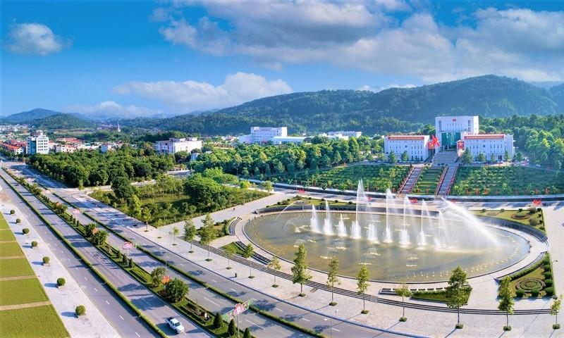 Những biện pháp căn cơ trong chiến lược phát triển Tỉnh Lào Cai mới với tầm vóc thành phố ASEAN - ảnh 2 Những biện pháp căn cơ trong chiến lược phát triển Tỉnh Lào Cai mới với tầm vóc thành phố ASEAN - ảnh 2