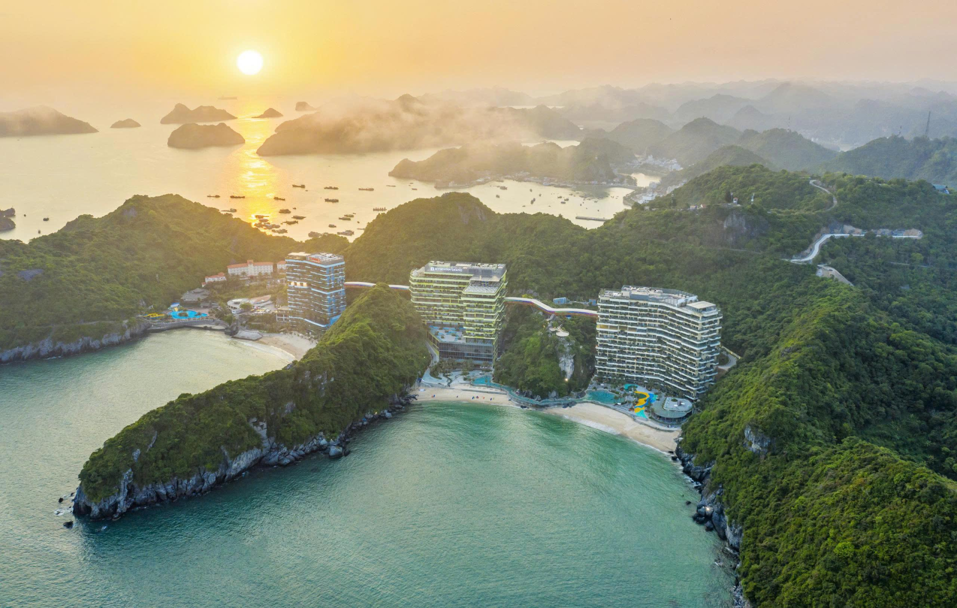 Đầu tư xanh trong ngành khách sạn và bất động sản Việt Nam: Từ tư duy chiến lược đến giá trị dài hạn - ảnh 2 Đầu tư xanh trong ngành khách sạn và bất động sản Việt Nam: Từ tư duy chiến lược đến giá trị dài hạn - ảnh 2