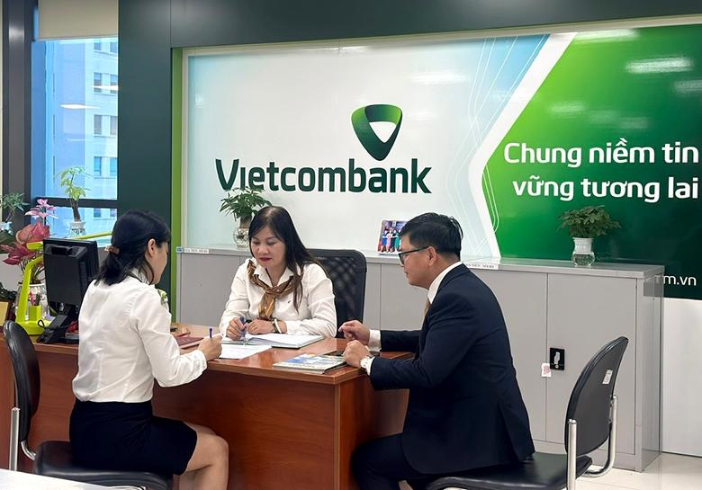 An tâm giao dịch, bảo vệ toàn diện cùng thẻ Vietcombank - ảnh 1