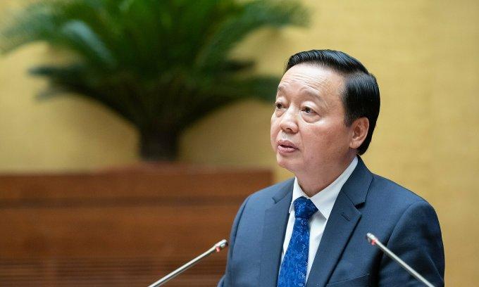 Phó thủ tướng Trần Hồng Hà trả lời chất vấn sáng 6/6.