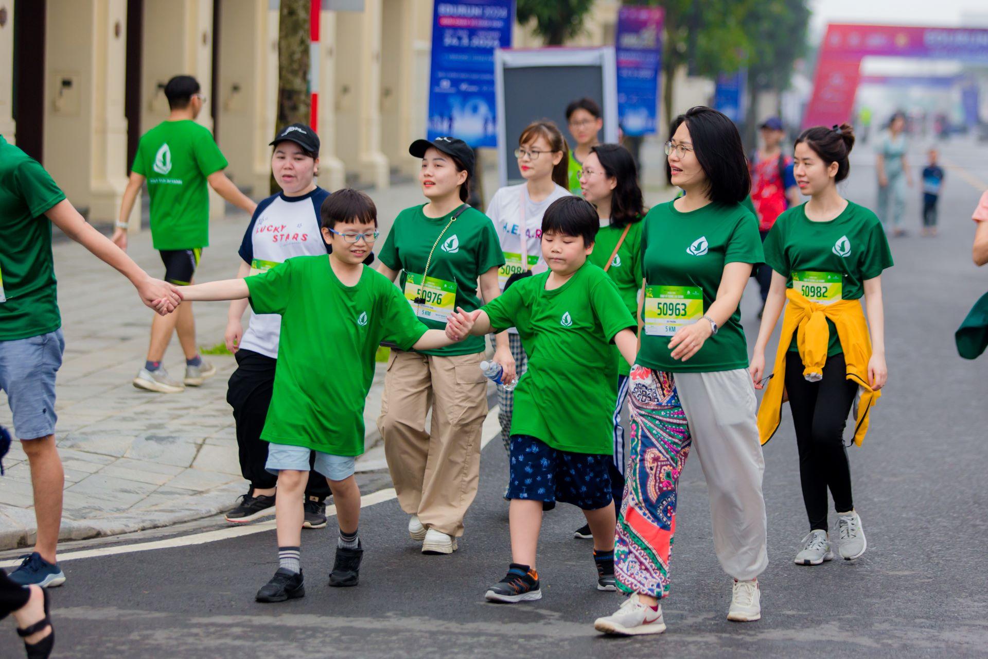 Sự kiện “Green Day Festival 2024” do CLB Sống Xanh - Văn minh - Đẳng cấp tổ chức đã lan tỏa lối sống xanh và ý thức bảo vệ môi trường trong cộng đồng cư dân và xã hội.