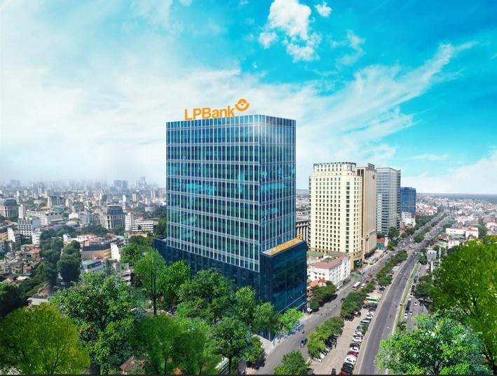 LPBank là ngân hàng đầu tiên công bố lợi nhuận nửa đầu năm nay.