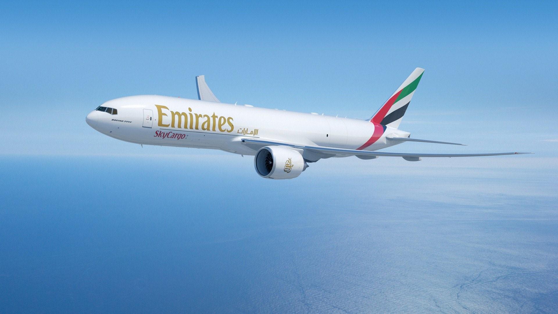 Emirates SkyCargo đặt 5 máy bay Boeing 777F, dự kiến nhận hàng trong năm tài chính 2025-2026 - ảnh 1