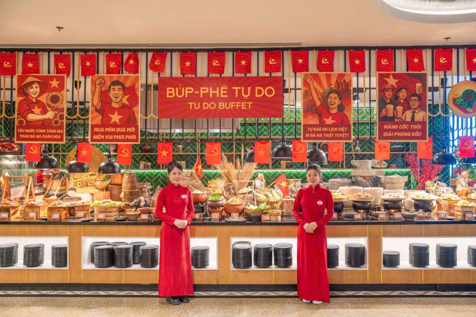 Không gian rợp cờ hoa tại quầy Buffet các khu vui chơi, nghỉ dưỡng. Không gian rợp cờ hoa tại quầy Buffet các khu vui chơi, nghỉ dưỡng.