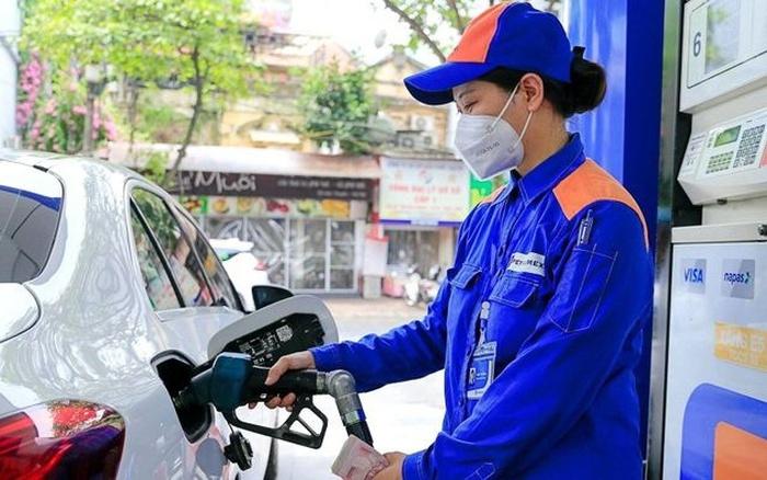 Giá xăng dầu đồng loạt giảm sau kỳ nghỉ lễ 30/4 - 1/5. (Ảnh minh họa) Giá xăng dầu đồng loạt giảm sau kỳ nghỉ lễ 30/4 - 1/5. (Ảnh minh họa)