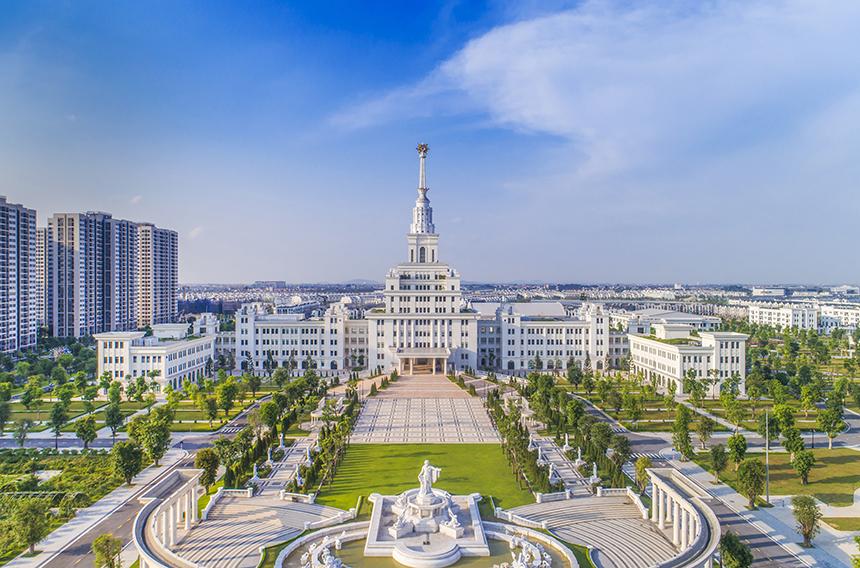 Tỷ phú Phạm Nhật Vượng và hành trình cùng Vingroup vươn ra thế giới - ảnh 8 Tỷ phú Phạm Nhật Vượng và hành trình cùng Vingroup vươn ra thế giới - ảnh 8