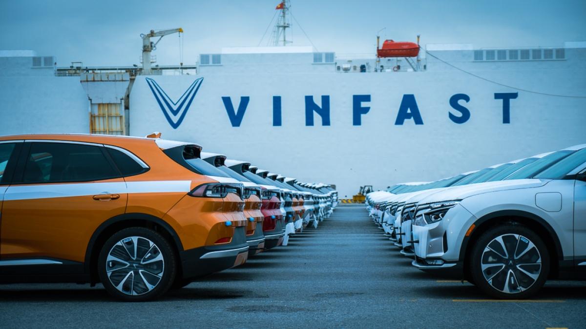 Tỷ phú Phạm Nhật Vượng và hành trình cùng Vingroup vươn ra thế giới - ảnh 12 Tỷ phú Phạm Nhật Vượng và hành trình cùng Vingroup vươn ra thế giới - ảnh 12