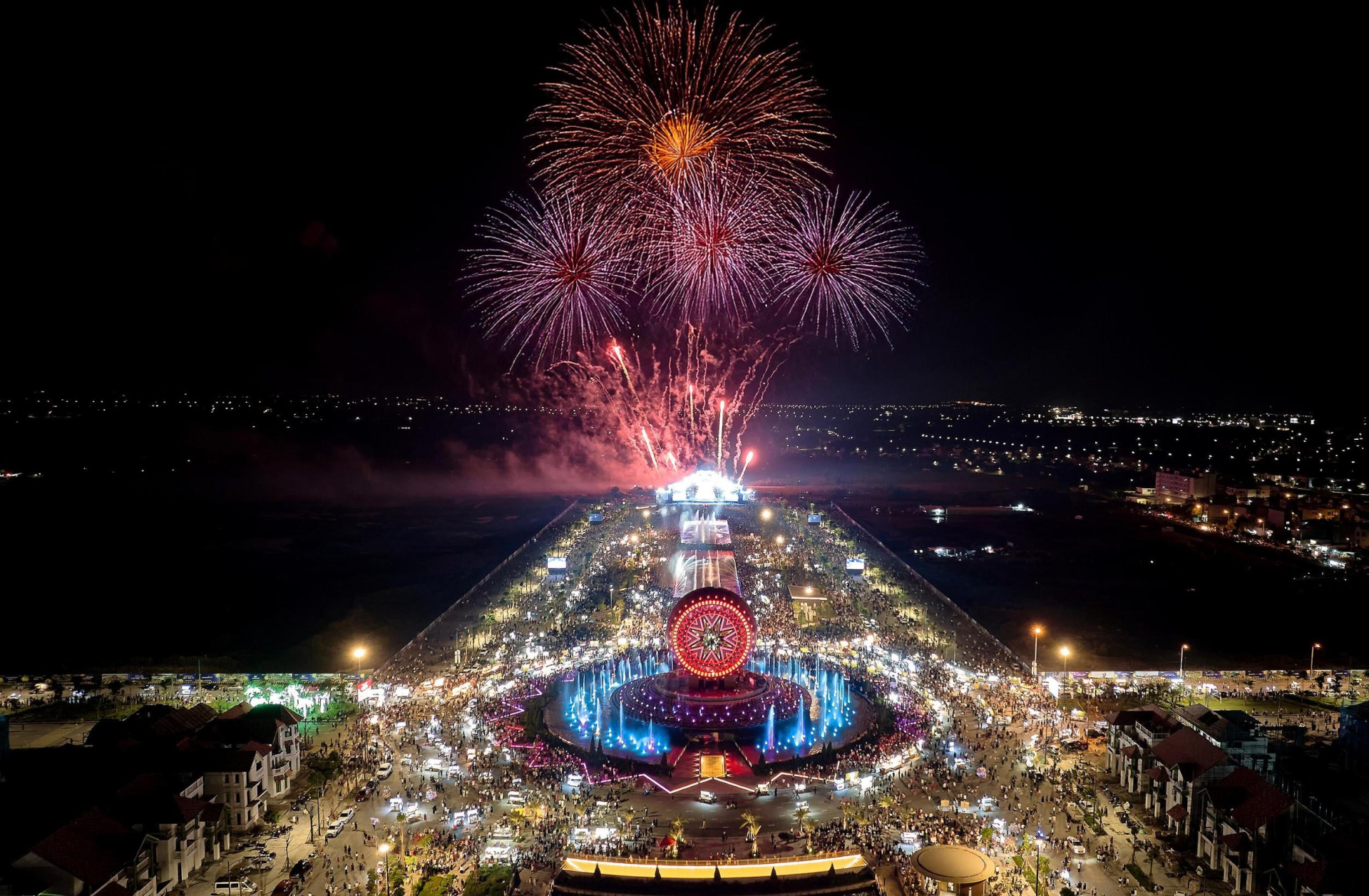 Chất sống đẳng cấp, khác biệt và giàu cảm xúc đang dần hiện hữu tại Sun Urban City. (Ảnh: Ánh Dương) Chất sống đẳng cấp, khác biệt và giàu cảm xúc đang dần hiện hữu tại Sun Urban City. (Ảnh: Ánh Dương)