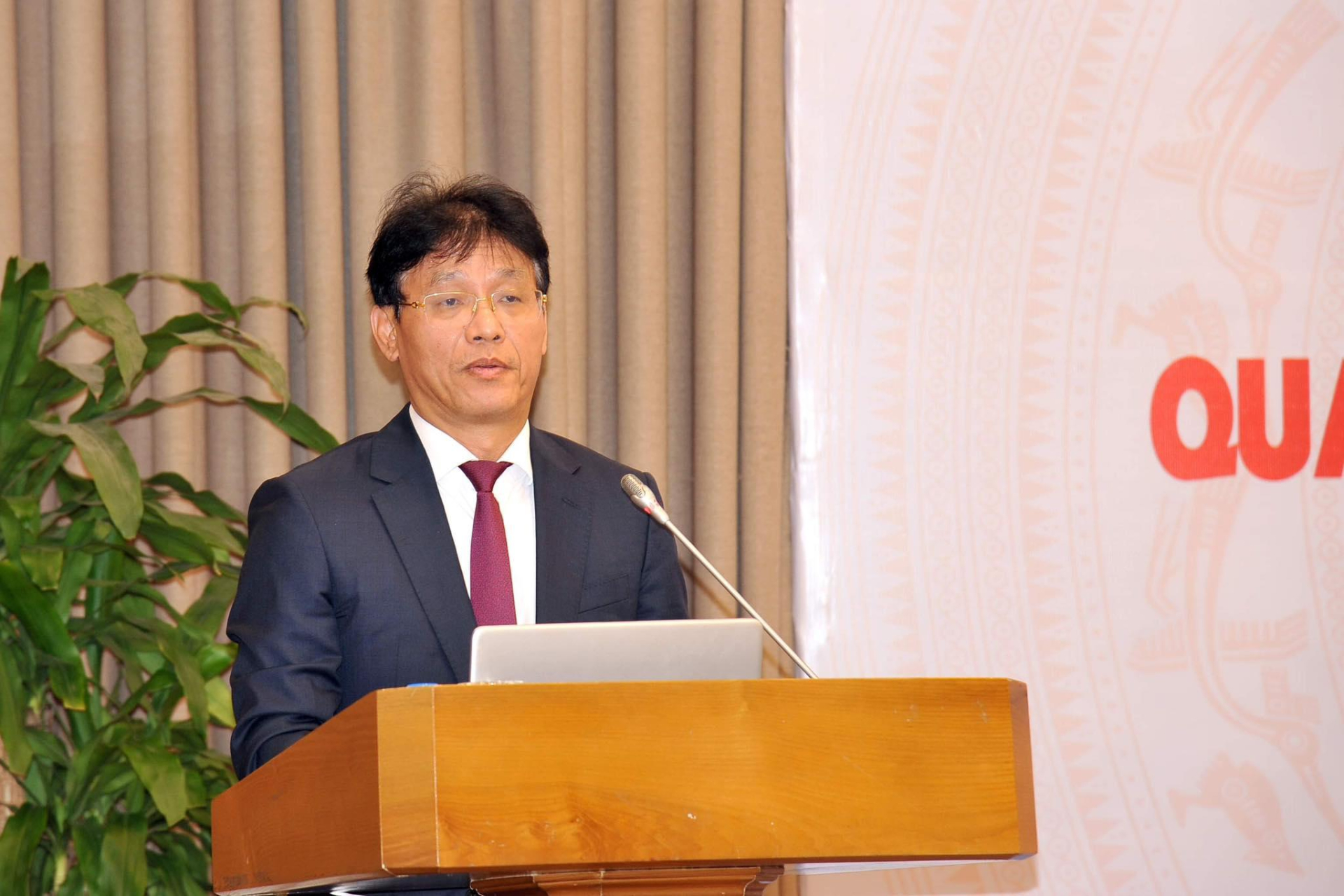 Phó Tổng cục trưởng Thuế Đặng Ngọc Minh phát biểu tại hội thảo.