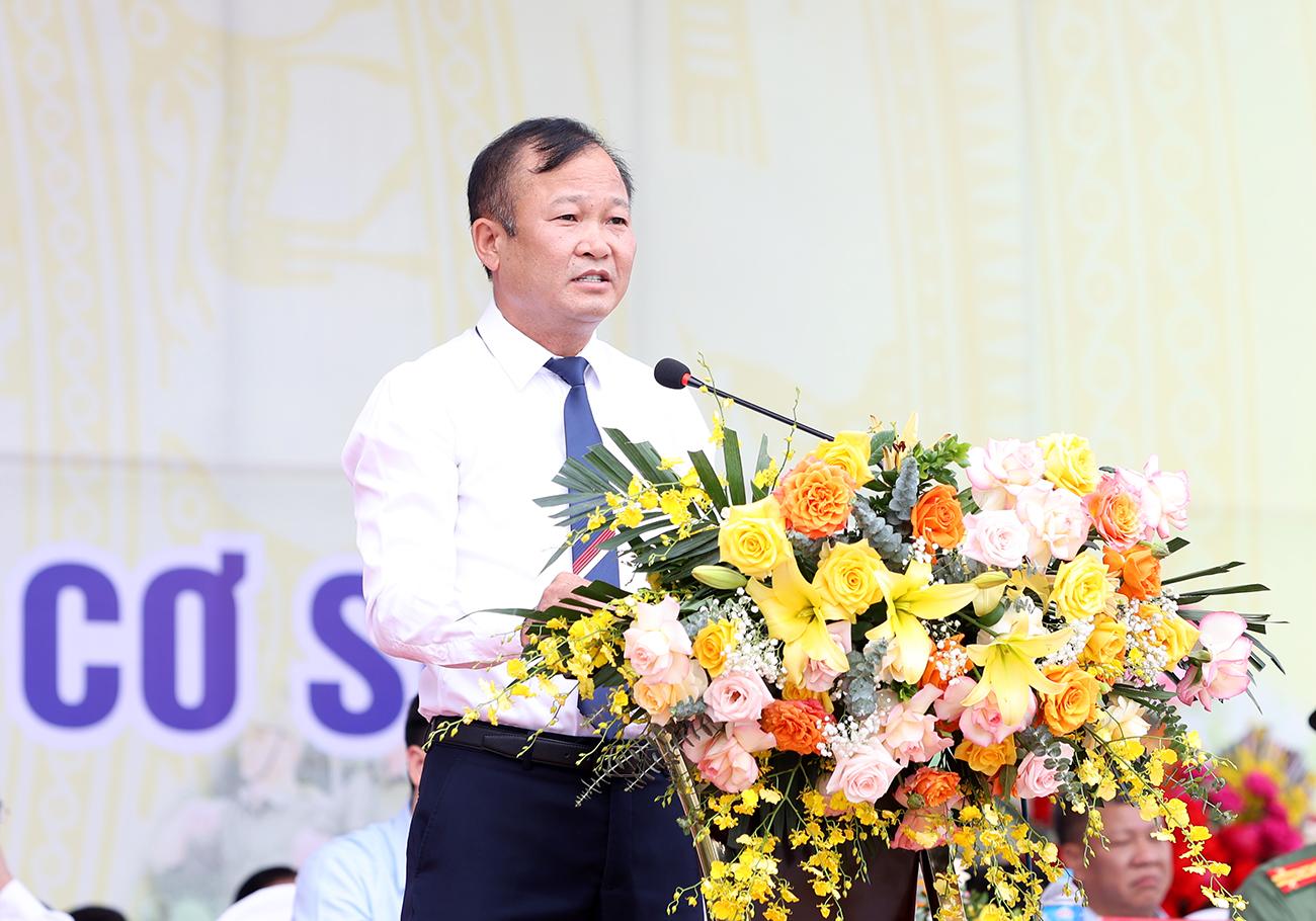Chủ tịch UBND thị xã Việt Yên - Nguyễn Đại Lượng phát biểu khai mạc lễ ra mắt.