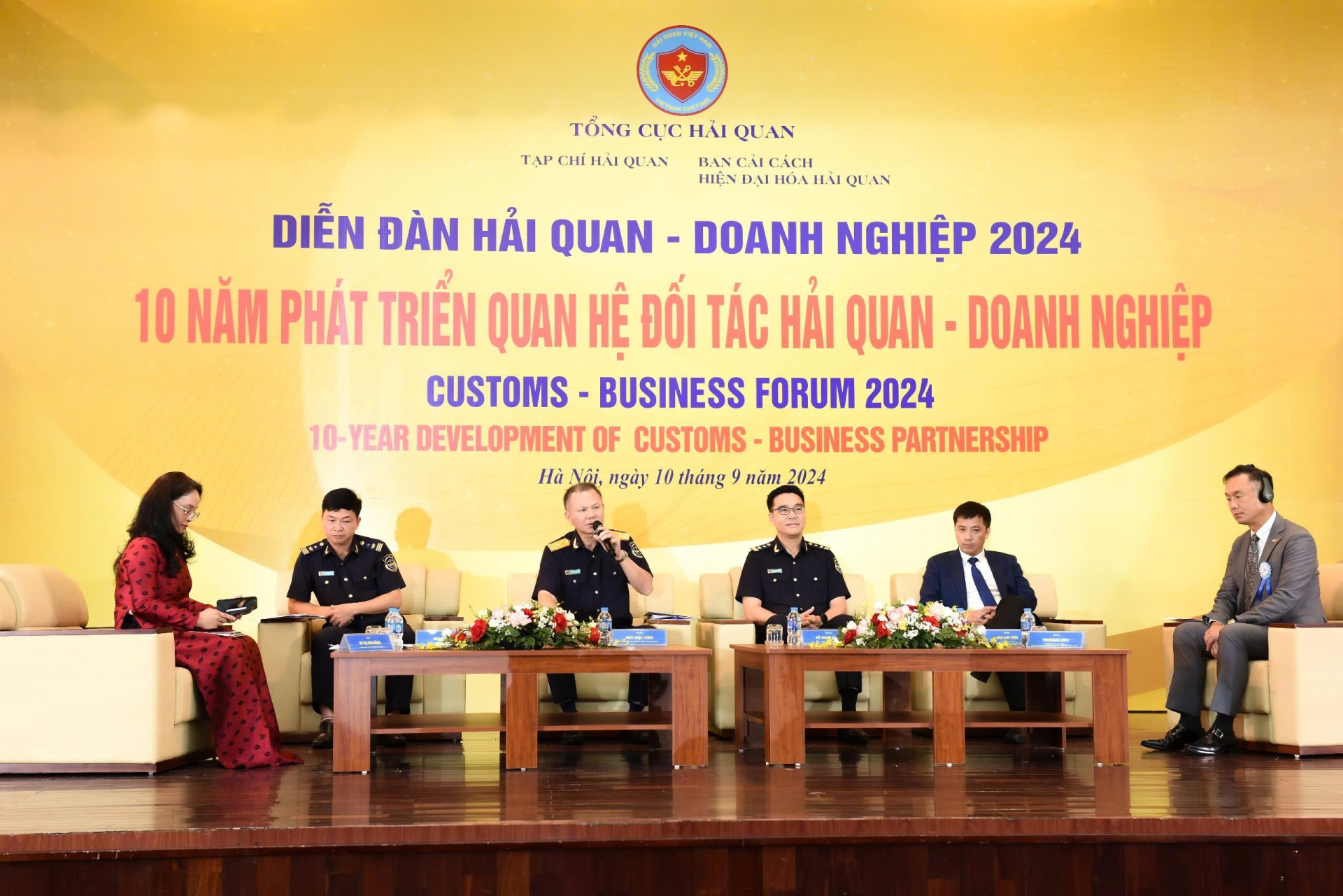 Diễn đàn Hải quan - Doanh nghiệp năm 2024 với chủ đề: “10 năm phát triển quan hệ đối tác Hải quan - Doanh nghiệp” là hoạt động kỷ niệm tròn 79 năm thành lập Hải quan Việt Nam (10/9/1945-10/9/2024).