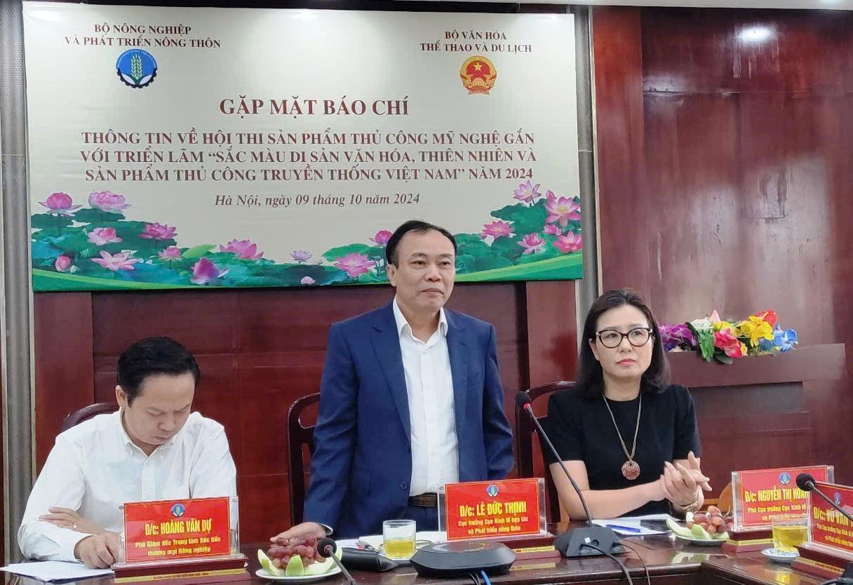 Ông Lê Đức Thịnh - Cục trưởng Cục Kinh tế hợp tác và Phát triển nông thôn (Bộ Nông nghiệp và Phát triển Nông thôn) phát biểu tại buổi gặp mặt. Ông Lê Đức Thịnh - Cục trưởng Cục Kinh tế hợp tác và Phát triển nông thôn (Bộ Nông nghiệp và Phát triển Nông thôn) phát biểu tại buổi gặp mặt.