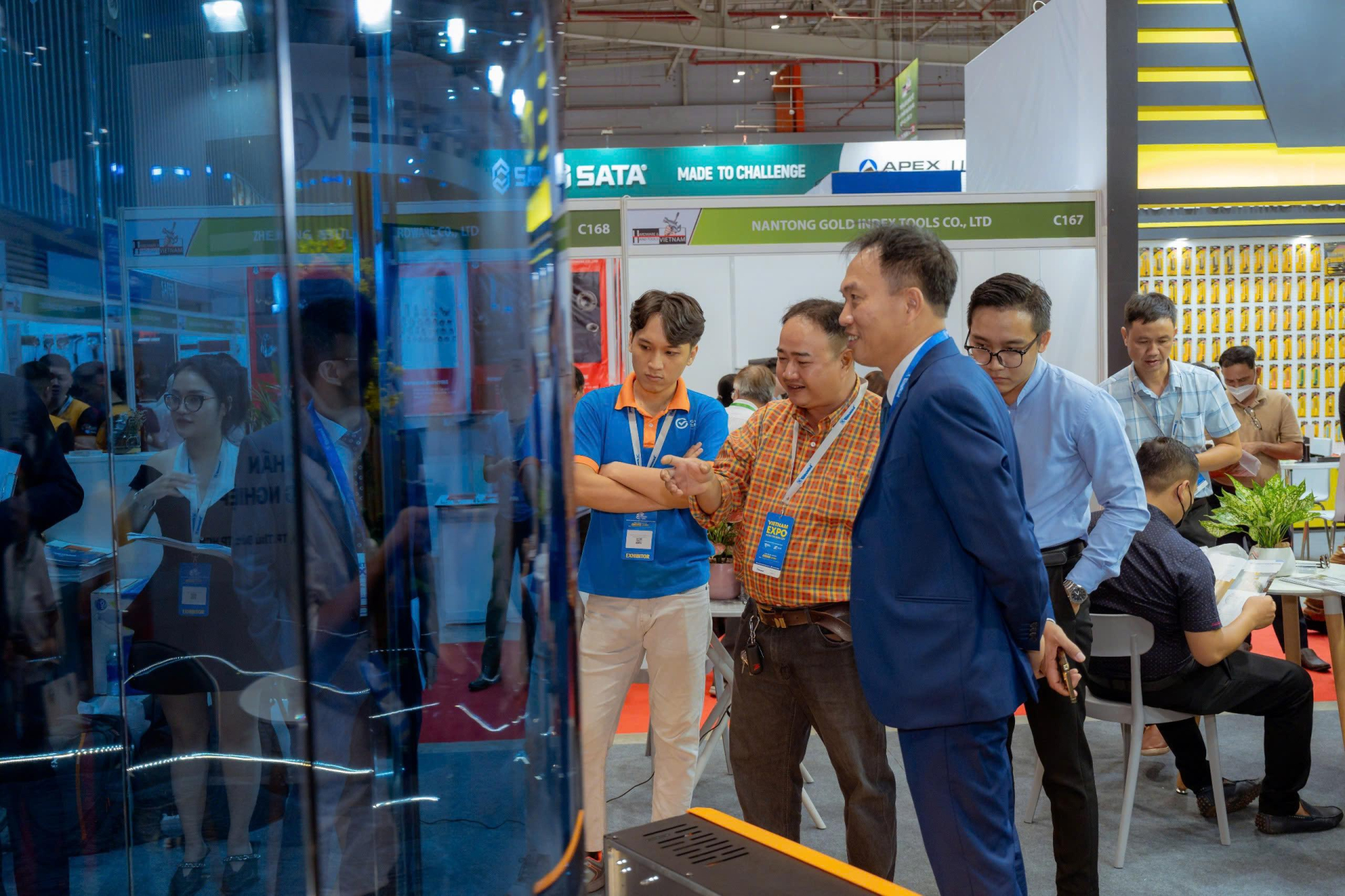 Vietnam Elevator Expo 2024 là triển lãm thang máy có quy mô lớn nhất tại Việt Nam được tổ chức dưới sự hợp tác giữa Hiệp hội Thang máy Việt Nam (VNEA) và Công ty VINEXAD.