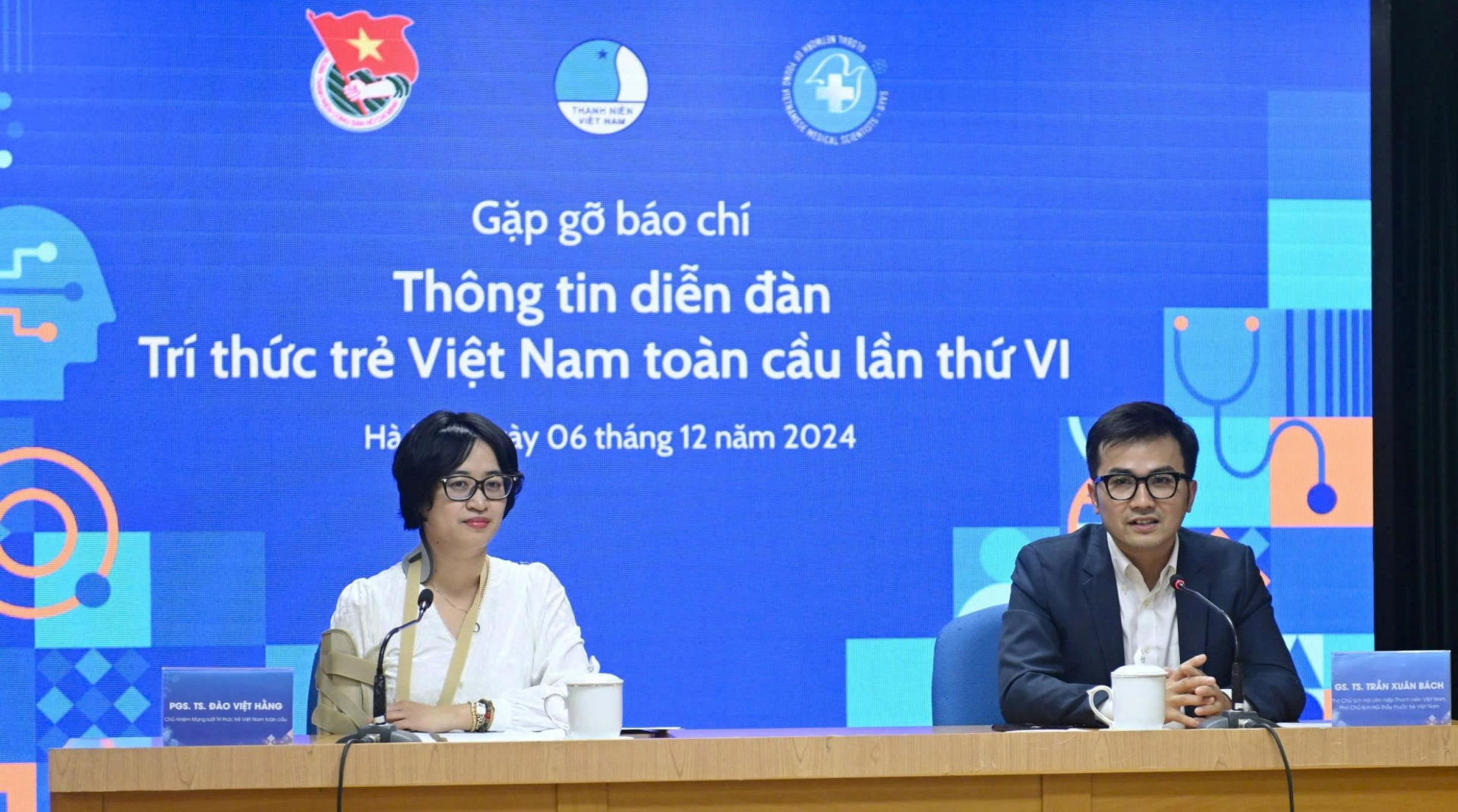 Gặp gỡ báo chí thông tin Diễn đàn Trí thức trẻ Việt Nam toàn cầu lần thứ VI .