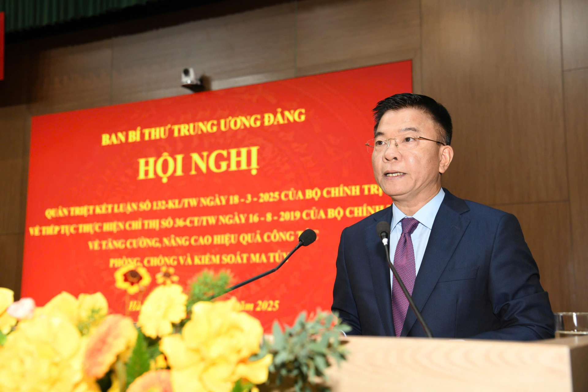 Phó Thủ tướng Lê Thành Long phát biểu tại hội nghị. Phó Thủ tướng Lê Thành Long phát biểu tại hội nghị.
