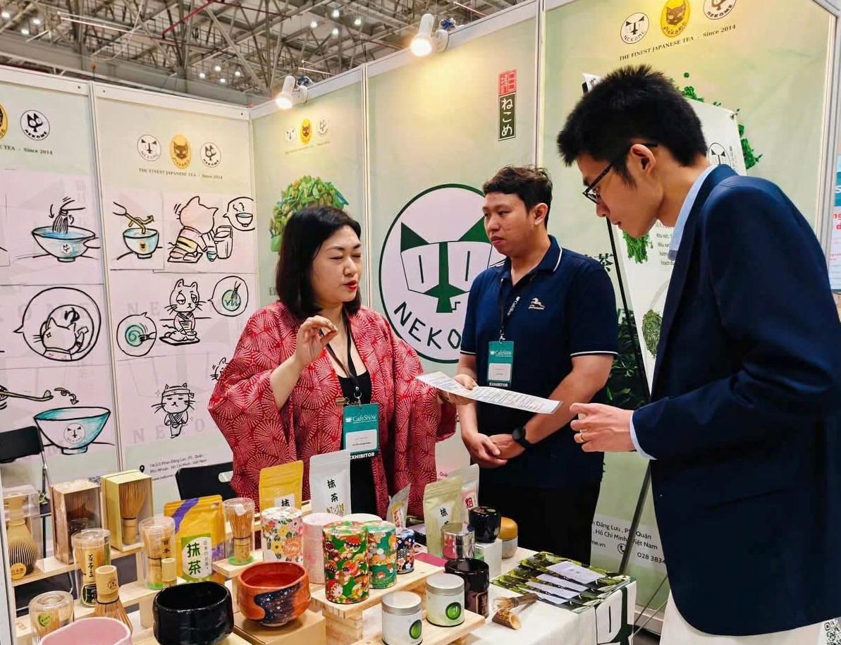 Khai mạc Triển lãm quốc tế chuyên ngành trà, cà phê, thực phẩm và đồ uống tại Việt Nam - ảnh 3 Khai mạc Triển lãm quốc tế chuyên ngành trà, cà phê, thực phẩm và đồ uống tại Việt Nam - ảnh 3