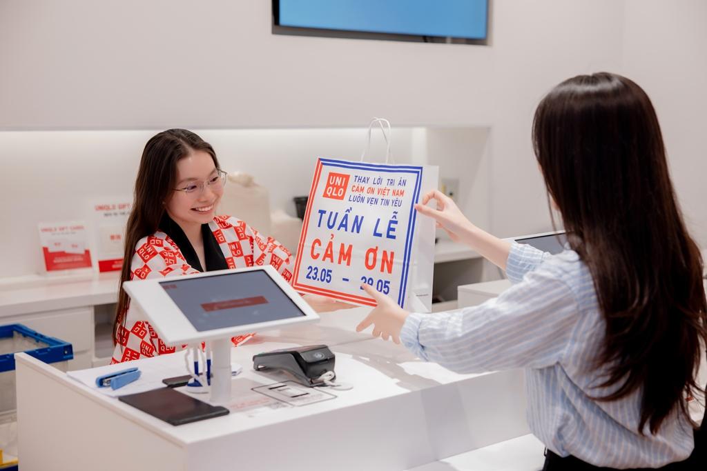 Tuần Lễ Cảm Ơn mang đến cho khách hàng cơ hội mua sắm các sản phẩm LifeWear được yêu thích mùa Xuân_Hè 2025 với khuyến mãi giới hạn áp dụng tại tất cả cửa hàng. Tuần Lễ Cảm Ơn mang đến cho khách hàng cơ hội mua sắm các sản phẩm LifeWear được yêu thích mùa Xuân_Hè 2025 với khuyến mãi giới hạn áp dụng tại tất cả cửa hàng.