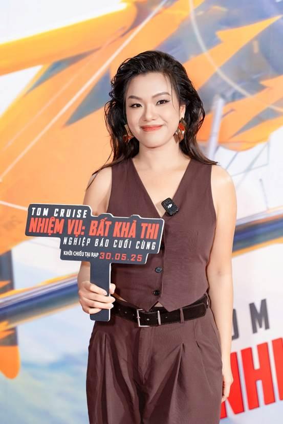 Ca sĩ Phương Vy Idol. Ca sĩ Phương Vy Idol.