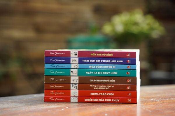 Các tác phẩm được trưng bày tại sự kiện “Tuần lễ Văn học Phần Lan – Trưng bày Tove Jansson & Moomins 80” tại NXB Kim Đồng. Các tác phẩm được trưng bày tại sự kiện “Tuần lễ Văn học Phần Lan – Trưng bày Tove Jansson & Moomins 80” tại NXB Kim Đồng.