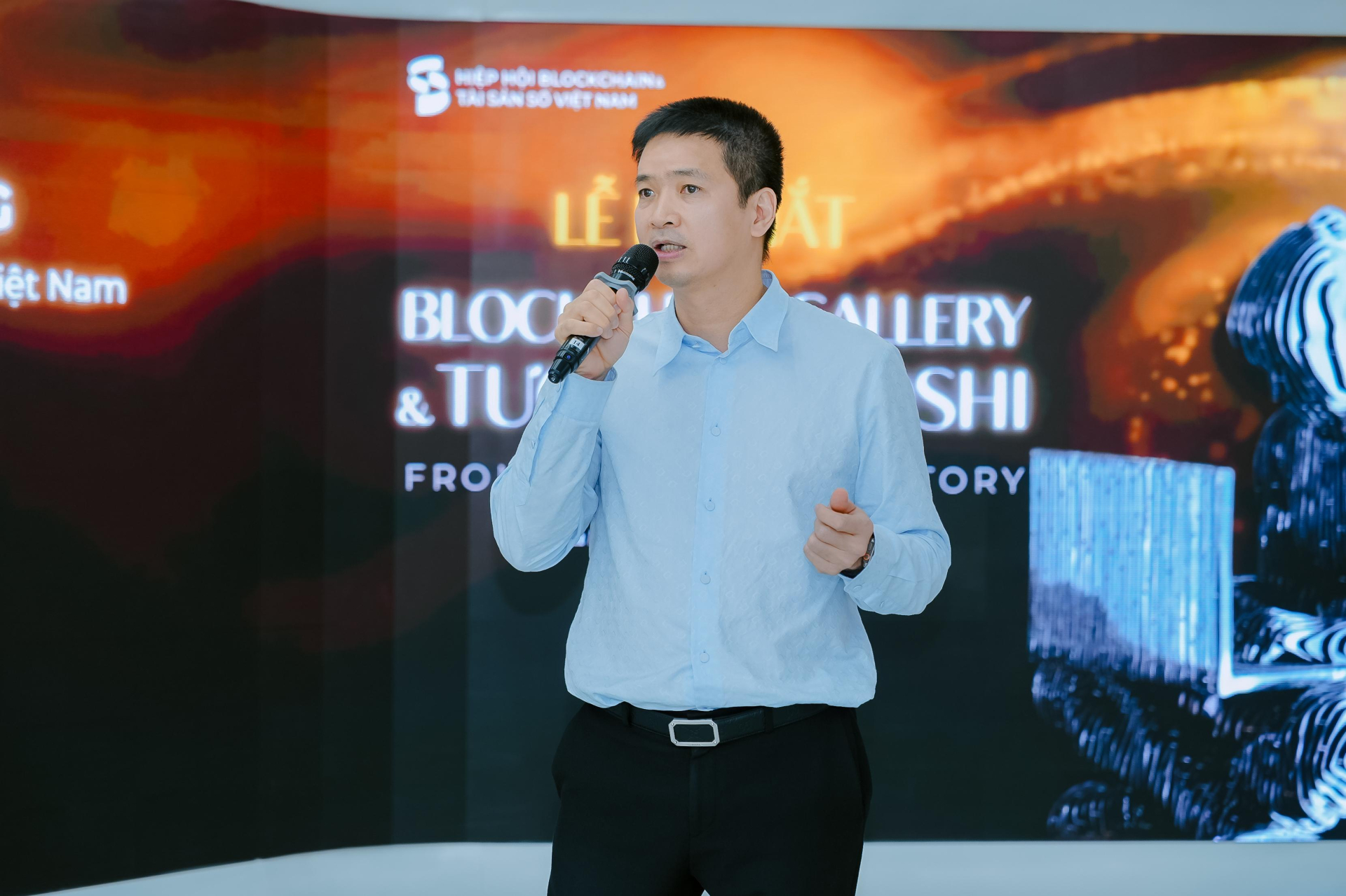 Ông Phan Đức Trung - Chủ tịch VBA, Chủ tịch 1Matrix chia sẻ tại sự kiện.