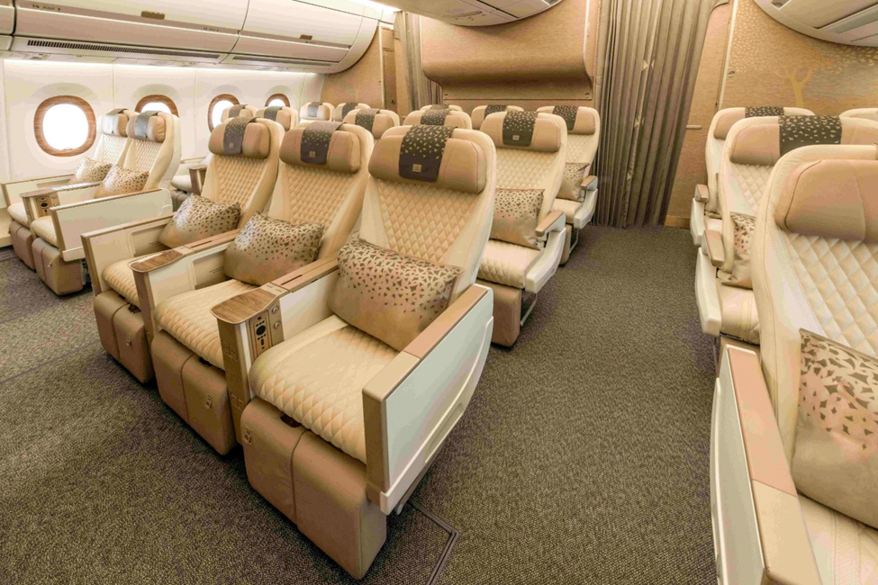 Chiếc A350 đầu tiên gia nhập đội bay của Emirates - ảnh 1