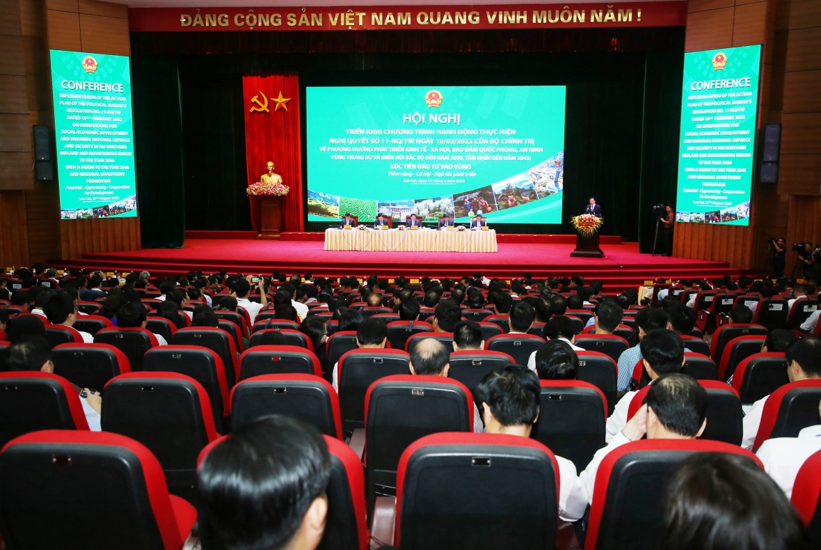 Thủ tướng Chính phủ Phạm Minh Chính chủ trì hội nghị tại Trung tâm Hội nghị tỉnh Lào Cai