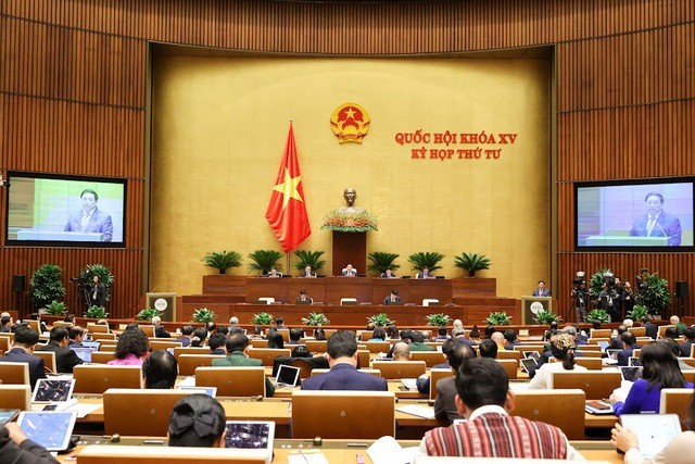 Thủ tướng Phạm Minh Chính cho biết trong 9 tháng có hơn 163 nghìn doanh nghiệp thành lập mới và hoạt động trở lại, tăng 38,6%, gấp 1,4 lần số doanh nghiệp rút khỏi thị trường - Ảnh: VGP/Nhật Bắc