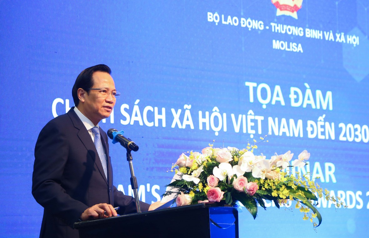 Bộ trưởng Bộ Lao động-Thương binh và Xã hội Đào Ngọc Dung phát biểu tại Tọa đàm.