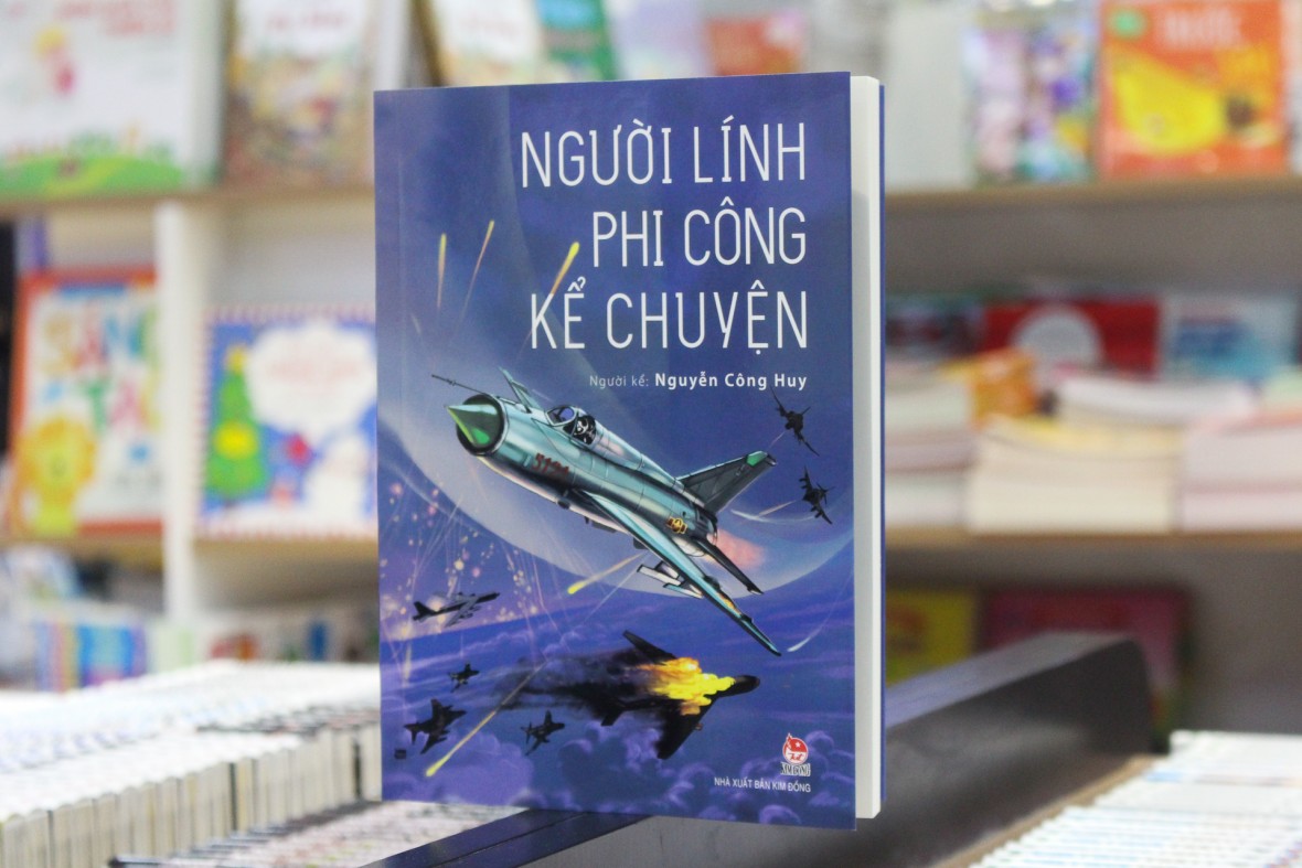Ra mắt sách Người lính phi công kể chuyện
