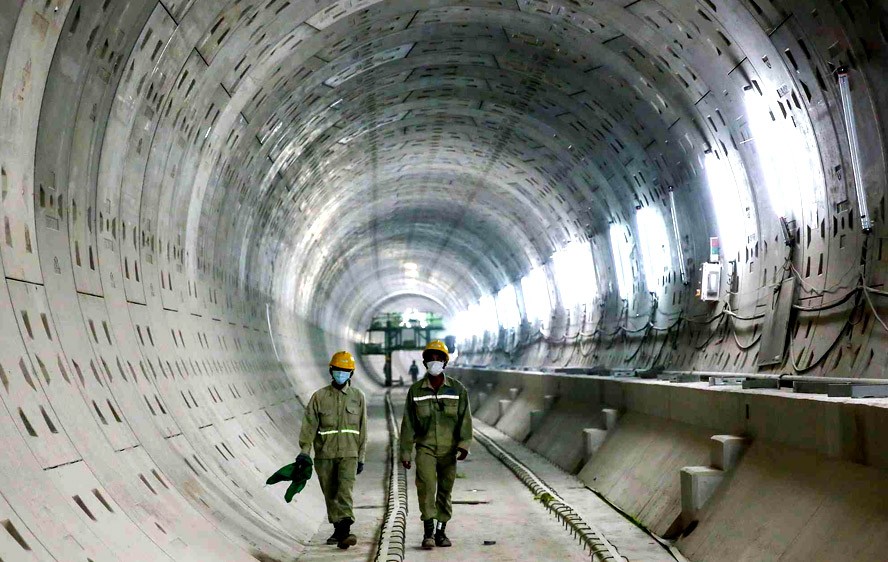 Trong ảnh: Công trường thi công đường hầm tuyến đường sắt đô thị số 1 Bến Thành - Suối Tiên.