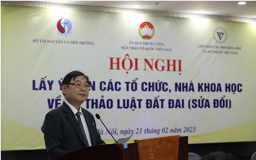 Chủ tịch LHHVN Phan Xuân Dũng phát biểukhai mạc Hội nghị
