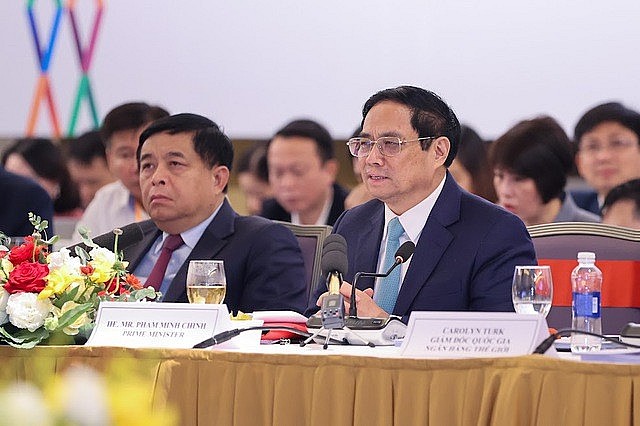 Thủ tướng khẳng định Chính phủ Việt Nam tiếp tục cam kết mạnh mẽ về tạo mọi điều kiện thuận lợi để các doanh nghiệp phát triển - Ảnh: VGP/Nhật Bắc