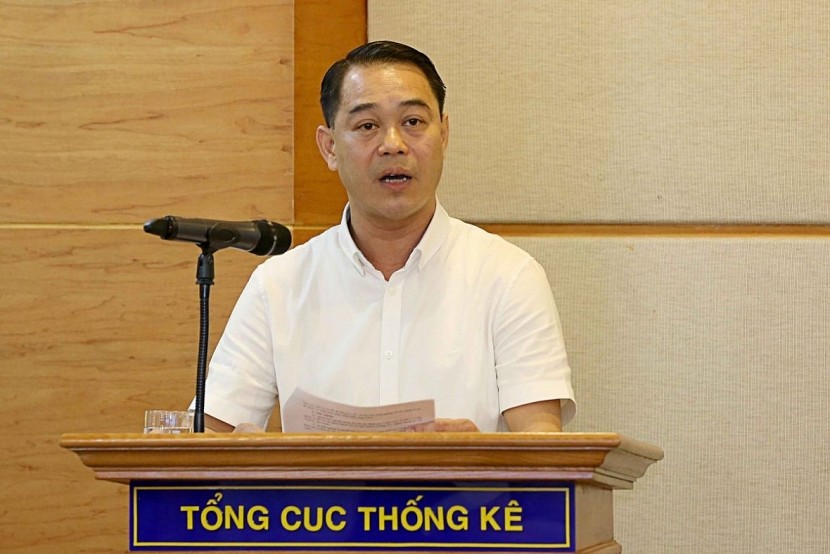Ông Phạm Hoài Nam, Vụ trưởng Vụ Thống kê Dân số và Lao động phát biểu tại họp báo.