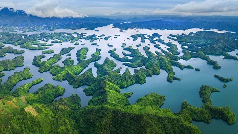 Vườn Quốc gia Tà Đùng ở huyện Đắk Glong (tỉnh Đắk Nông) có hơn 21.000ha rừng, đất rừng
