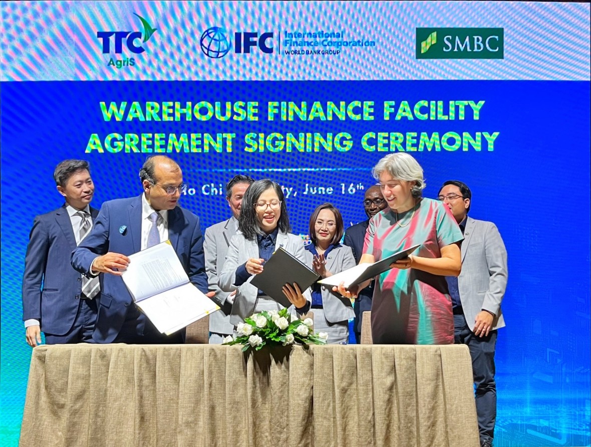 IFC và Sumitomo Mitsui Banking Corporation (SMBC) sẽ đồng cung cấp khoản vay được bảo lãnh bằng hàng hoá trị giá 40 triệu USD cho TTC AgriS